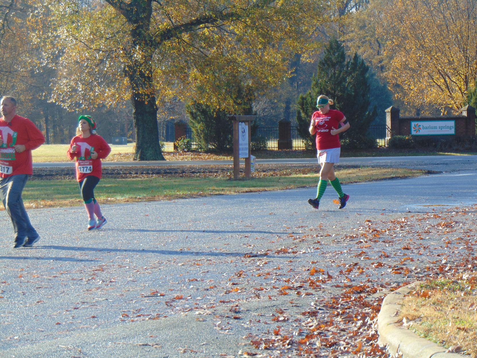 Jingle Run 5K (43).JPG